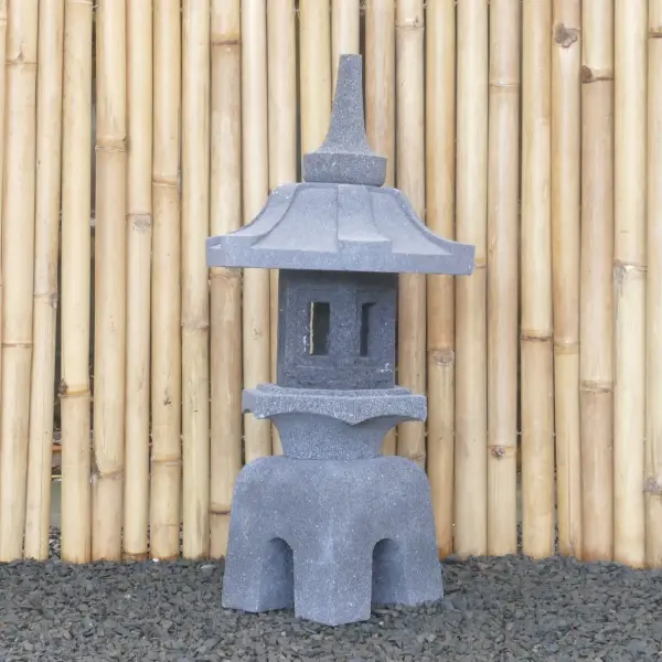Product image 2 of the product “Japanese style Garden Lantern, made from Andesit Stone. Multipart. 80 cm Height, Roof is 40 cm width. ”
